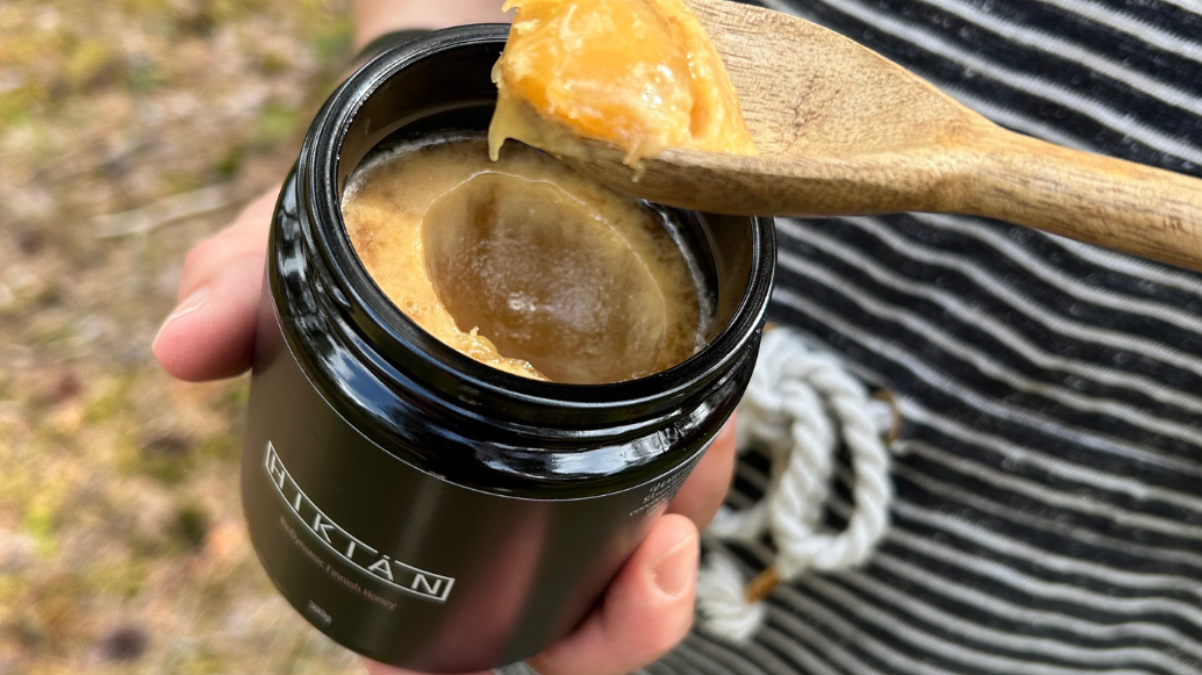 HIKIÄN BIODYNAMISK HONNING: 7 grunde til at gøre premium biodynamisk honning til en del af din daglige rutine